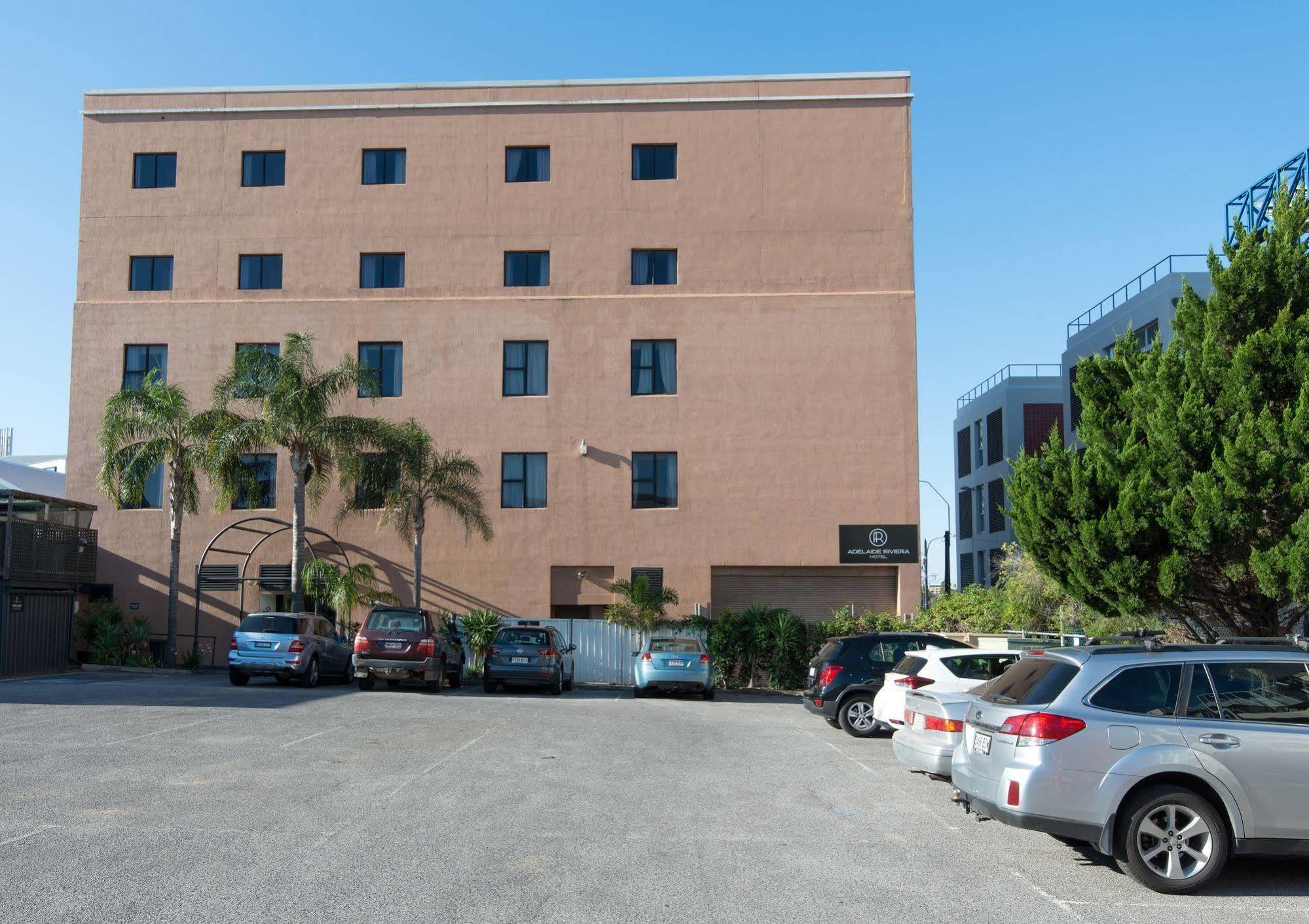 Adelaide Riviera Hotel Exterior photo